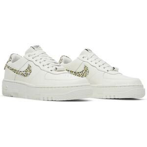 NEW Nike Air Force 1 Pixel Women's Size 8 DH9632-101 Leopard Print Sail/Lemon